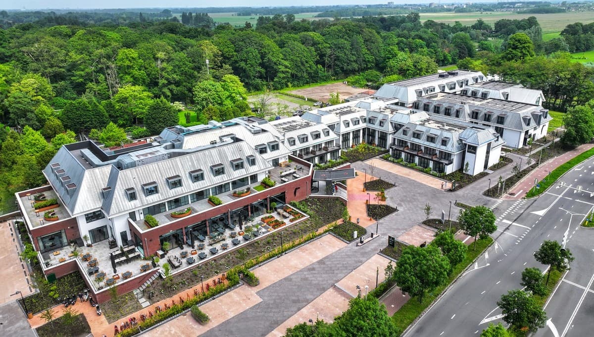 Den Haag-Wassenaar background