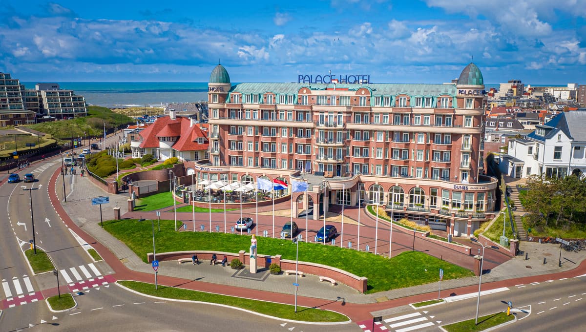 Palace Noordwijk background